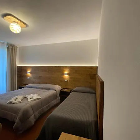 Quai Hotel 2*