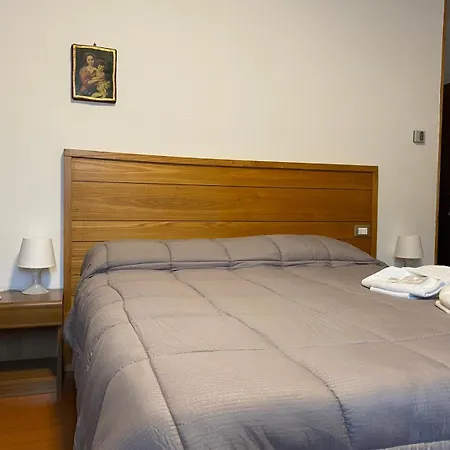 Hotel Quai 2*